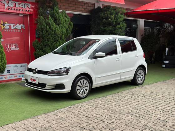 VOLKSWAGEN FOX 1.0 MPI TRENDLINE 12V FLEX 4P MANUAL VOLKSWAGEN FOX 1.0 MPI TRENDLINE 12V FLEX 4P MANUAL